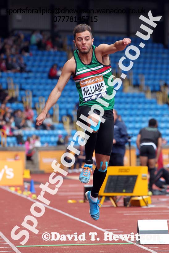 Ben Williams (Sale) triple jump, 2014 Sainsbury's British Championships. Photo: David T. Hewitson/Sports for All Pics